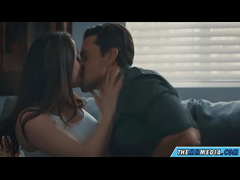 ❤️ Romantičan seks s dobrom prsom mamom Jebeni video kod nas